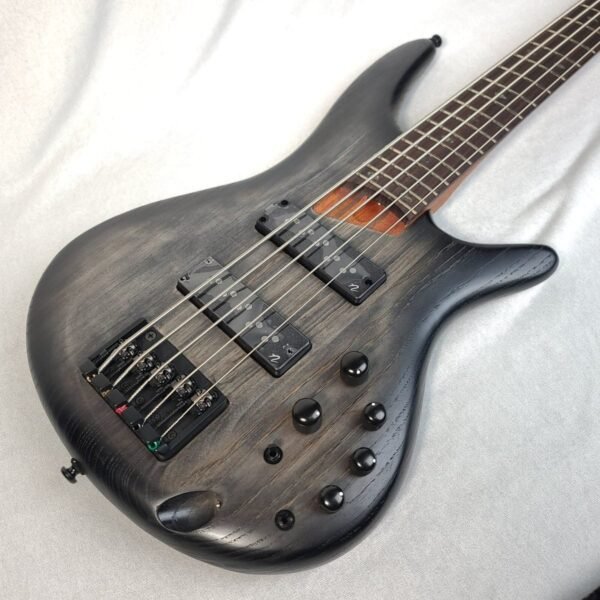 Ibanez 5 Strings Active Guitar